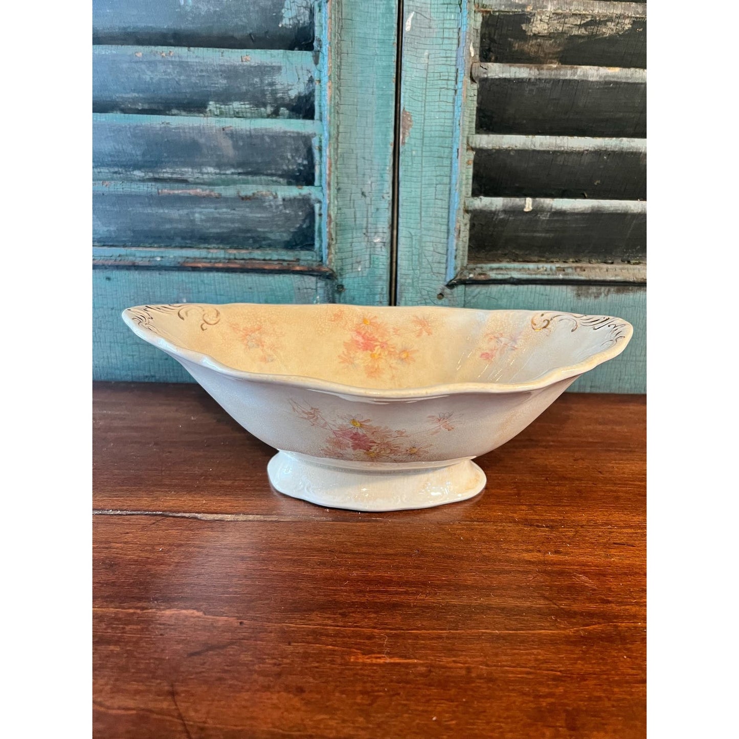 WH Grindley antique ironstone transferware serving bowl daisy pattern