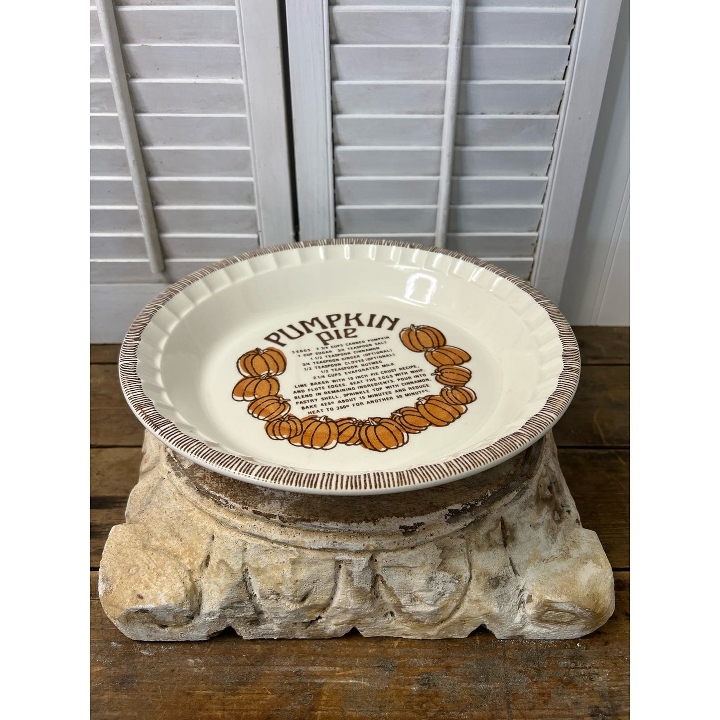 Vintage Royal China Jeanette Pumpkin Pie Plate
