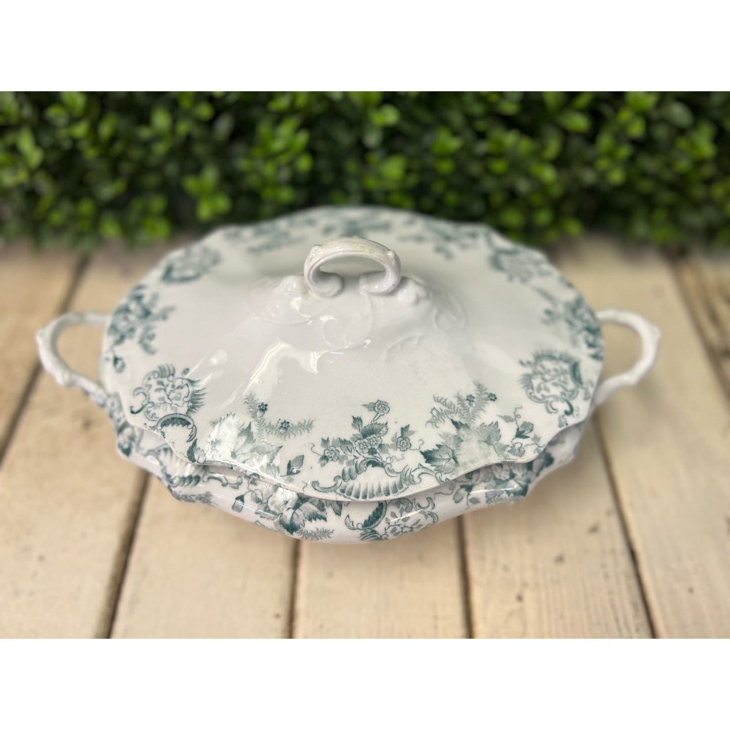 Antique W.M. Co. Green transferware covered serving dish Saratoga pattern