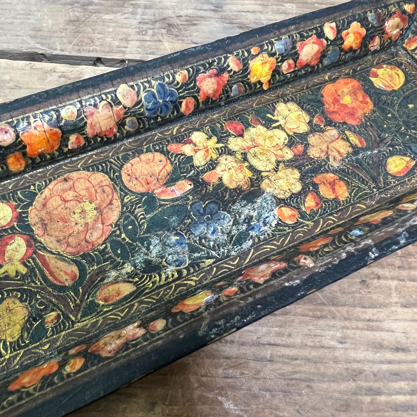 Pretty Kashmiri Papier Mache Desk Tray/Pen Tray, Kashmir, India, Late 19th-Early 20th c.