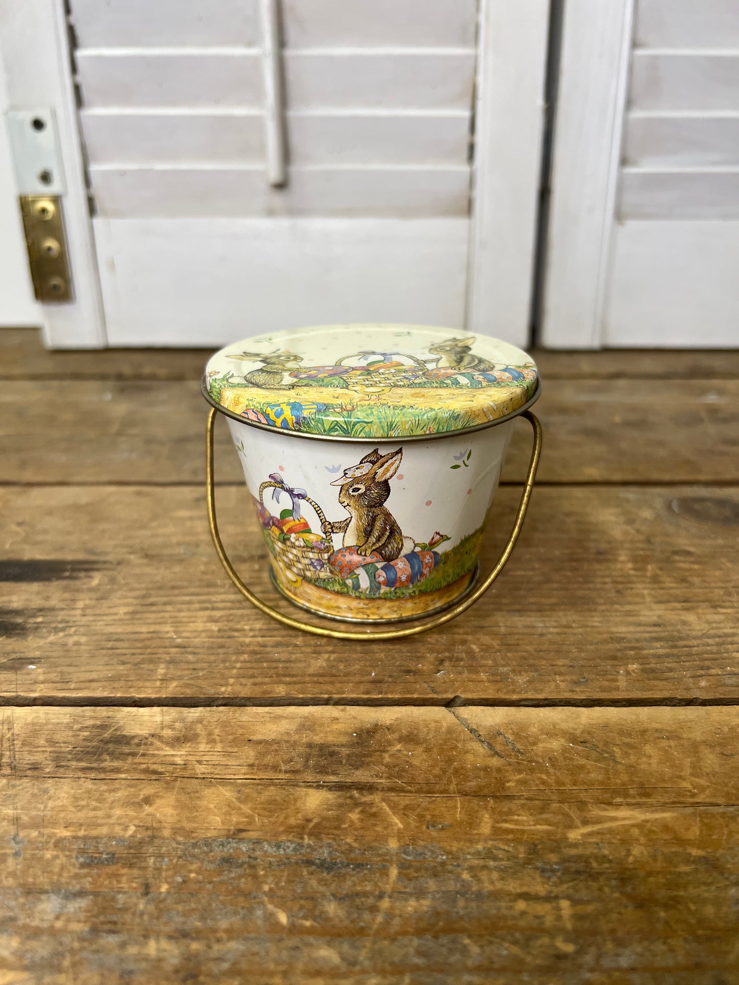 Tiny vintage tin Easter bucket with handle and lid