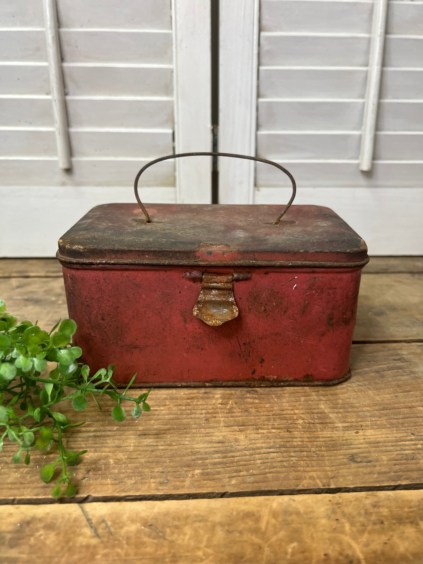 Antique Primitive Rusty Pink/Faded Red Metal Tin Box w handle