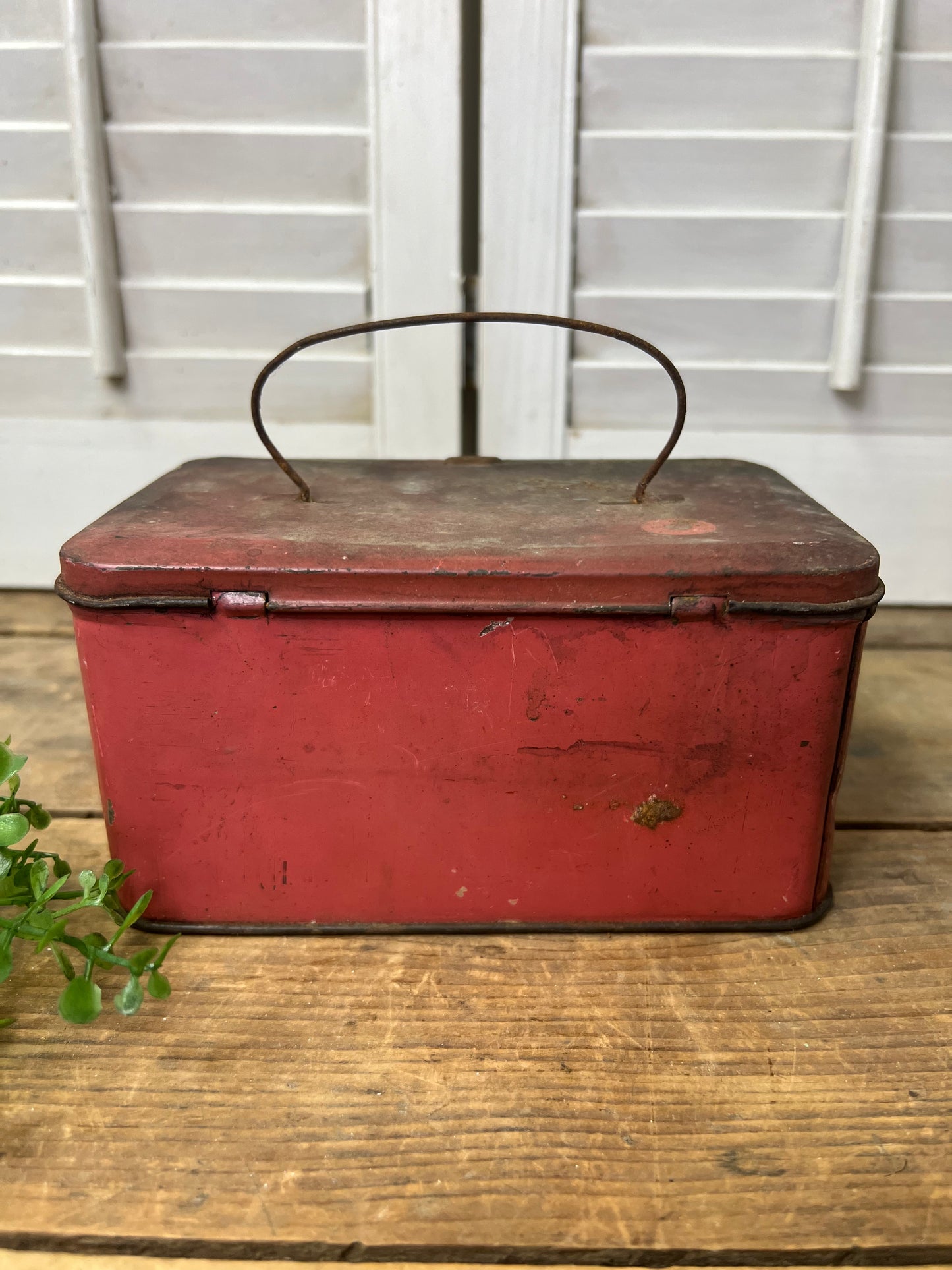 Antique Primitive Rusty Pink/Faded Red Metal Tin Box w handle