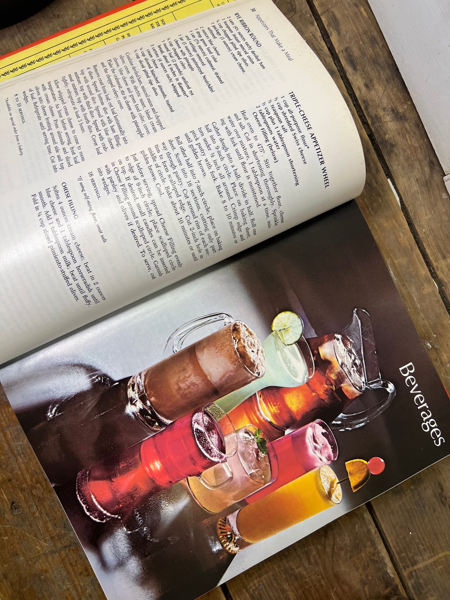 Betty Crocker Cookbook 1977 pie cover