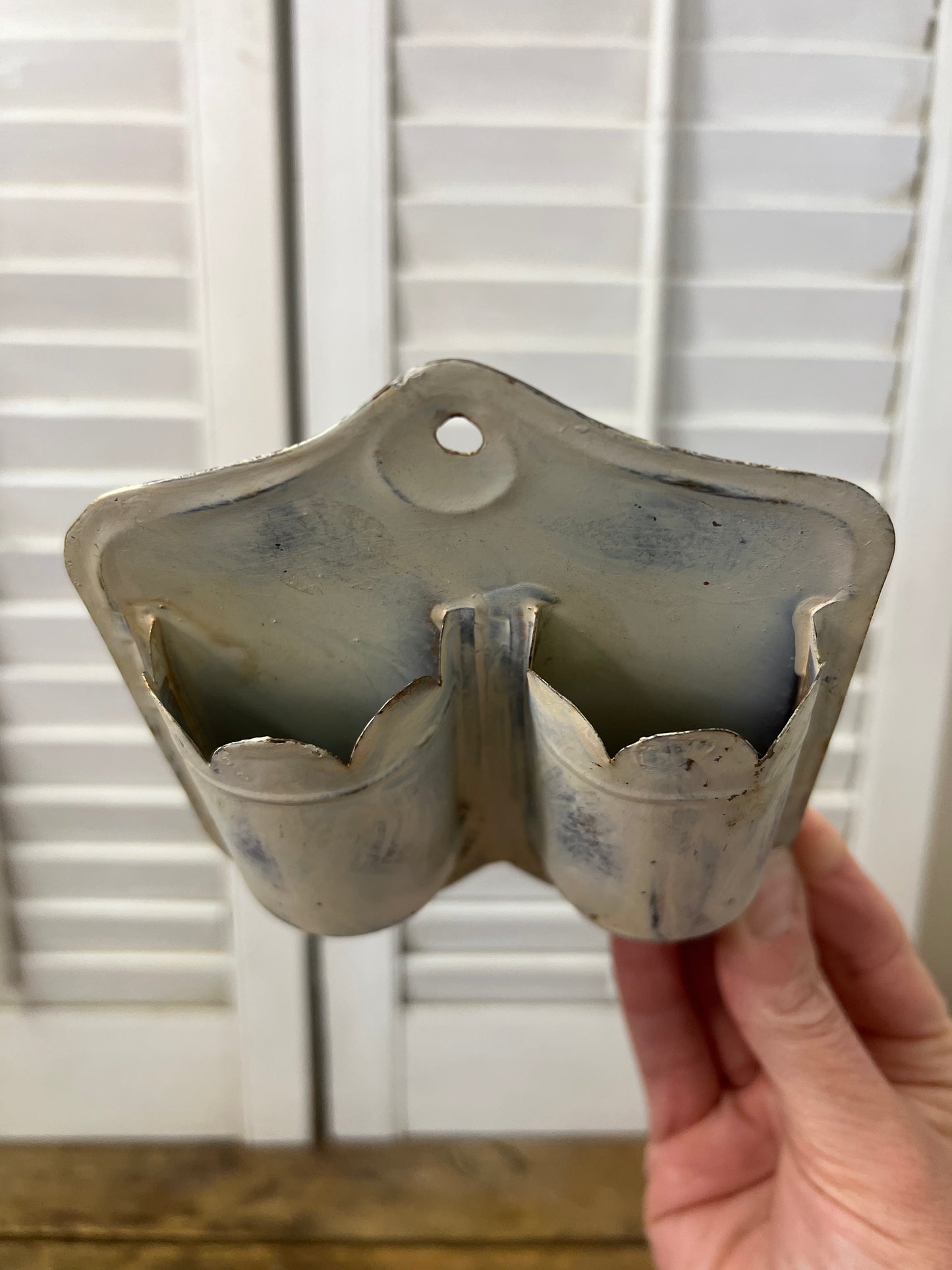 Vintage tin wall hanging tin match holder