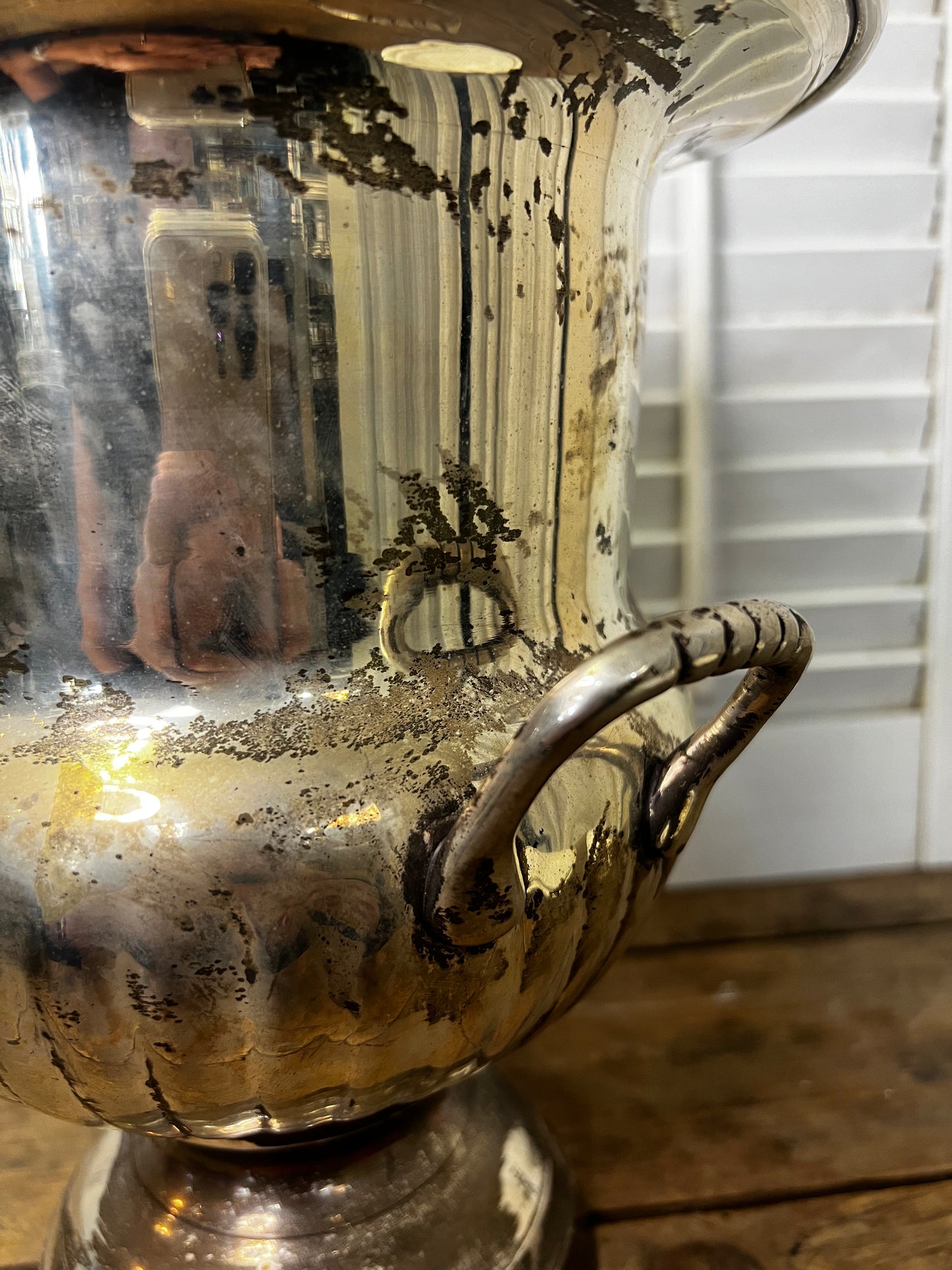 Vintage international silver co. Silverplate champagne bucket/ vase/ wine cooler