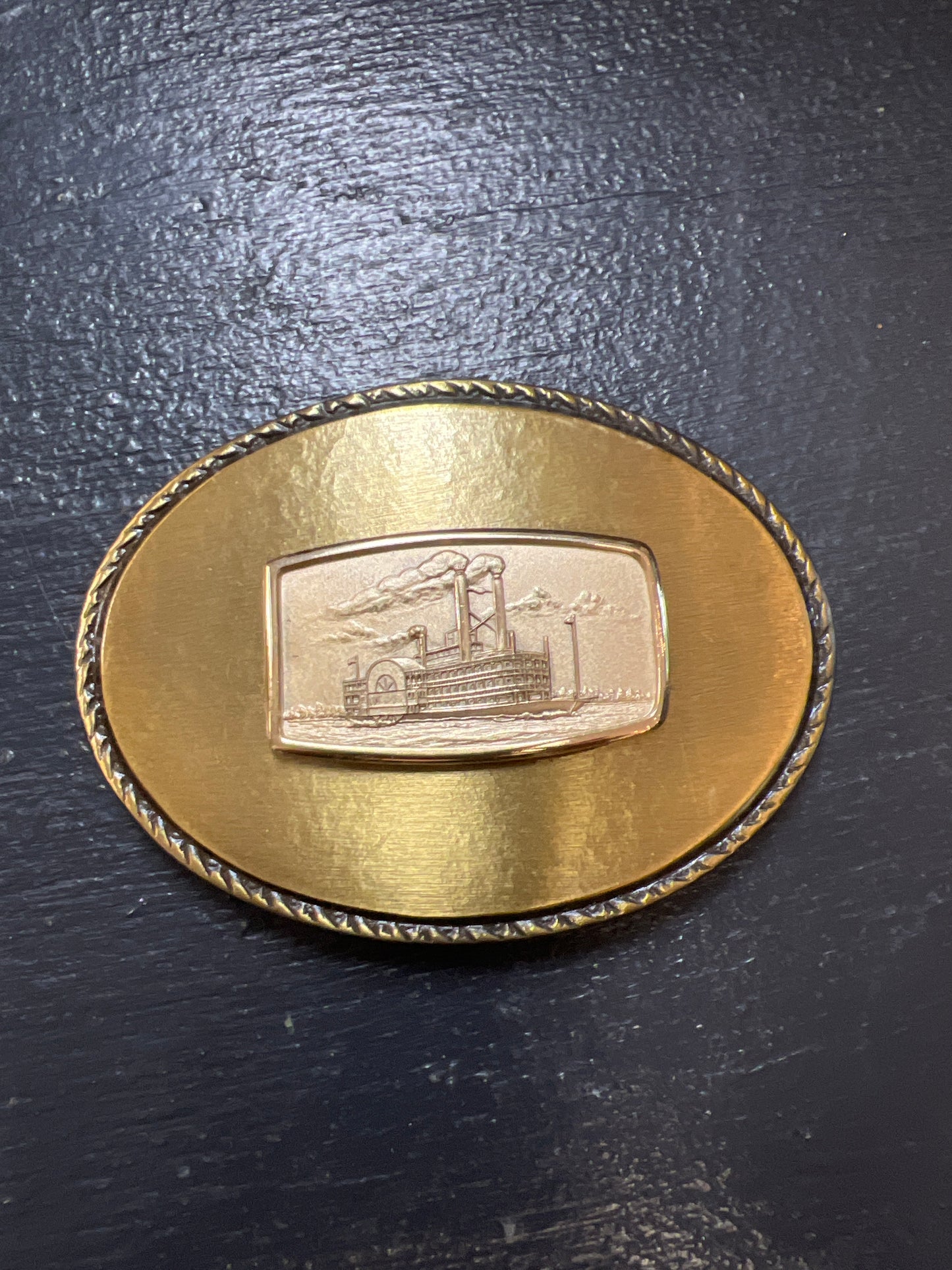 Steamboat belt buckle