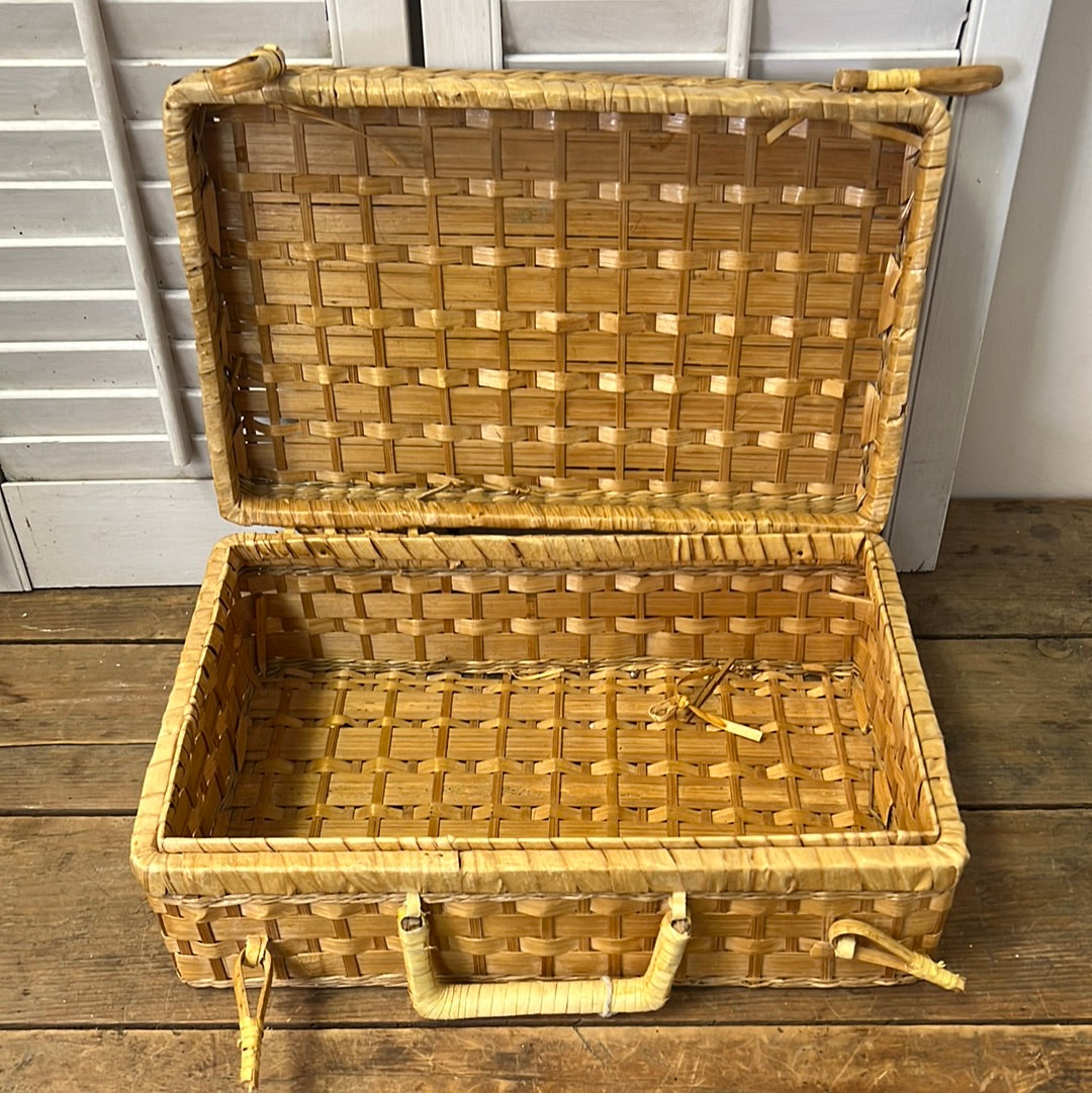 Vintage picnic basket