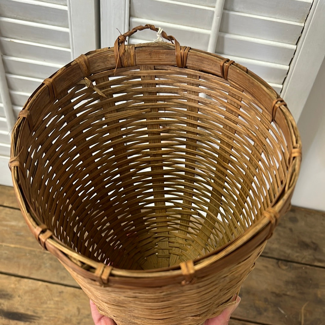 Vintage wall hanging basket