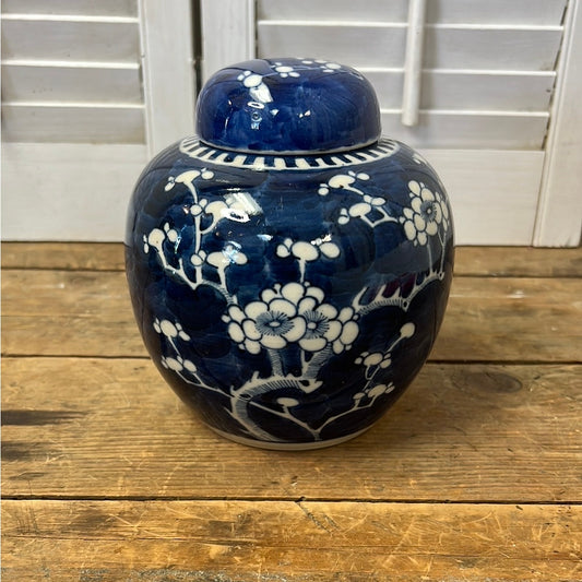 Antique Chinese Ginger Jar