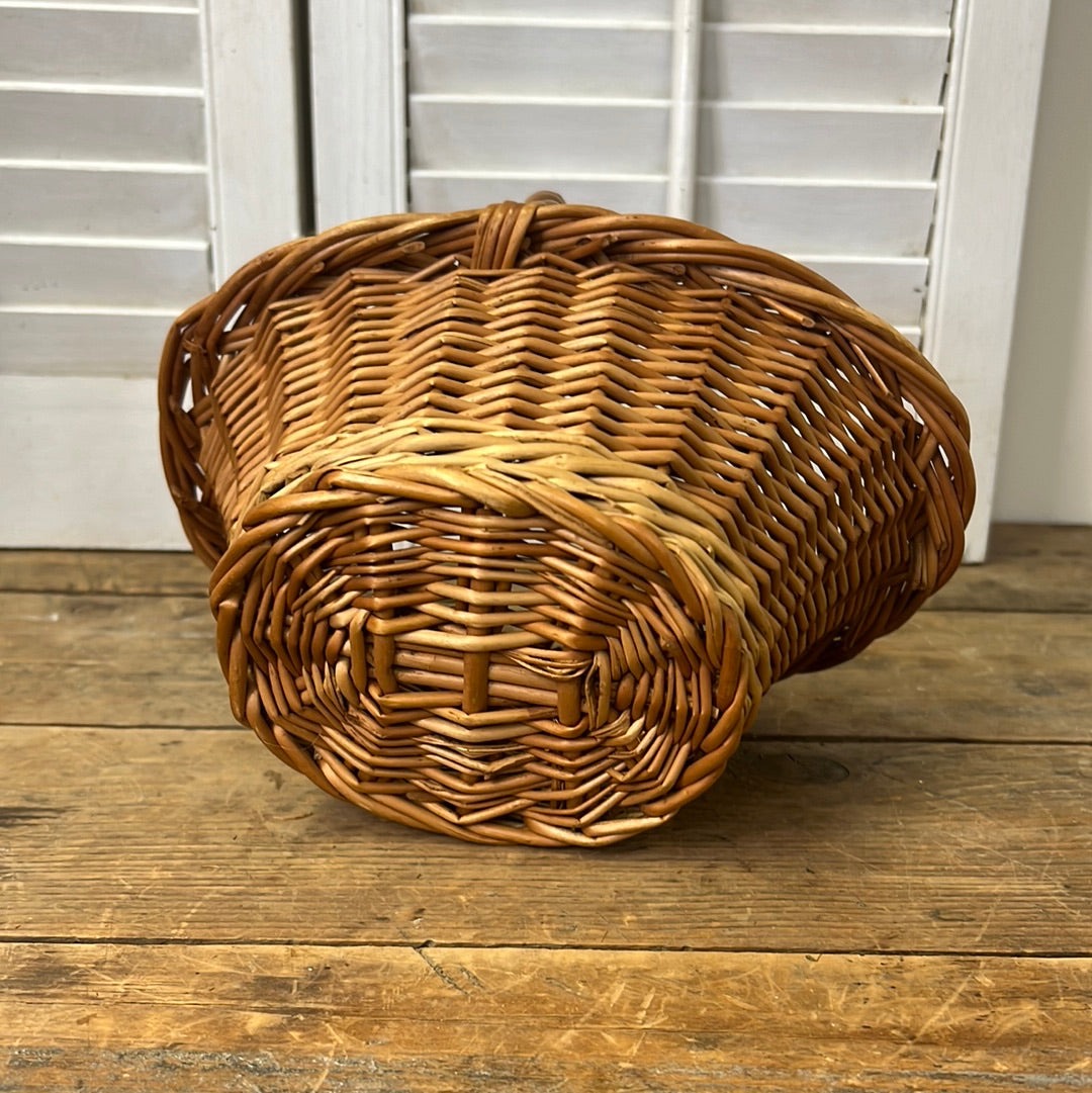 Small wicker handled basket