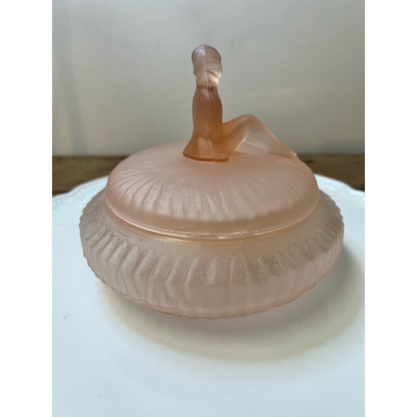 Vintage Art Deco pink satin glass/ pink depression glass powder jar AS IS please read description!