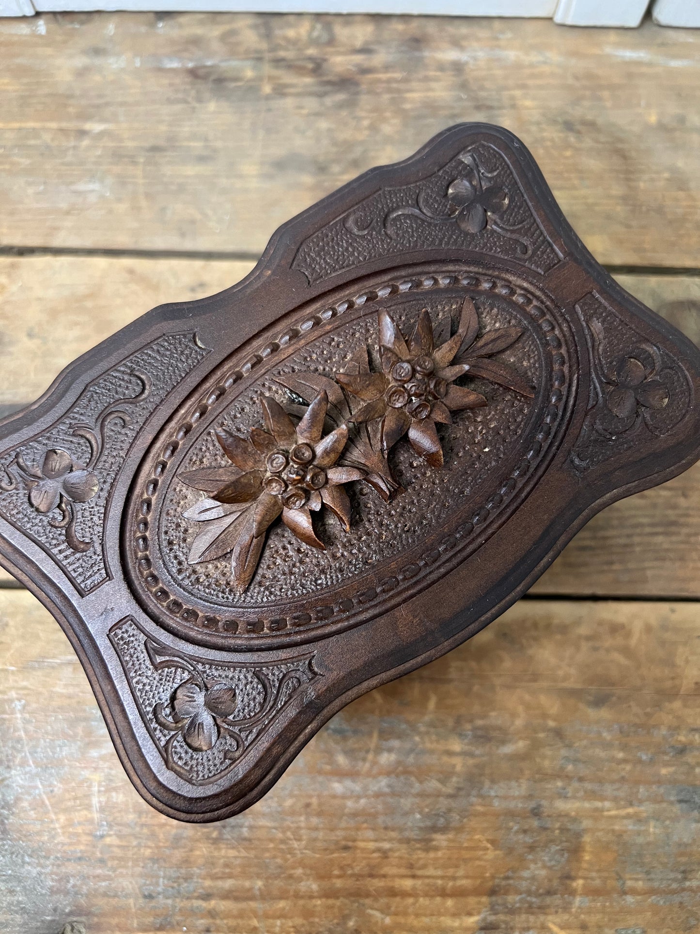 Antique Black Forest hand carved jewelry keepsake box