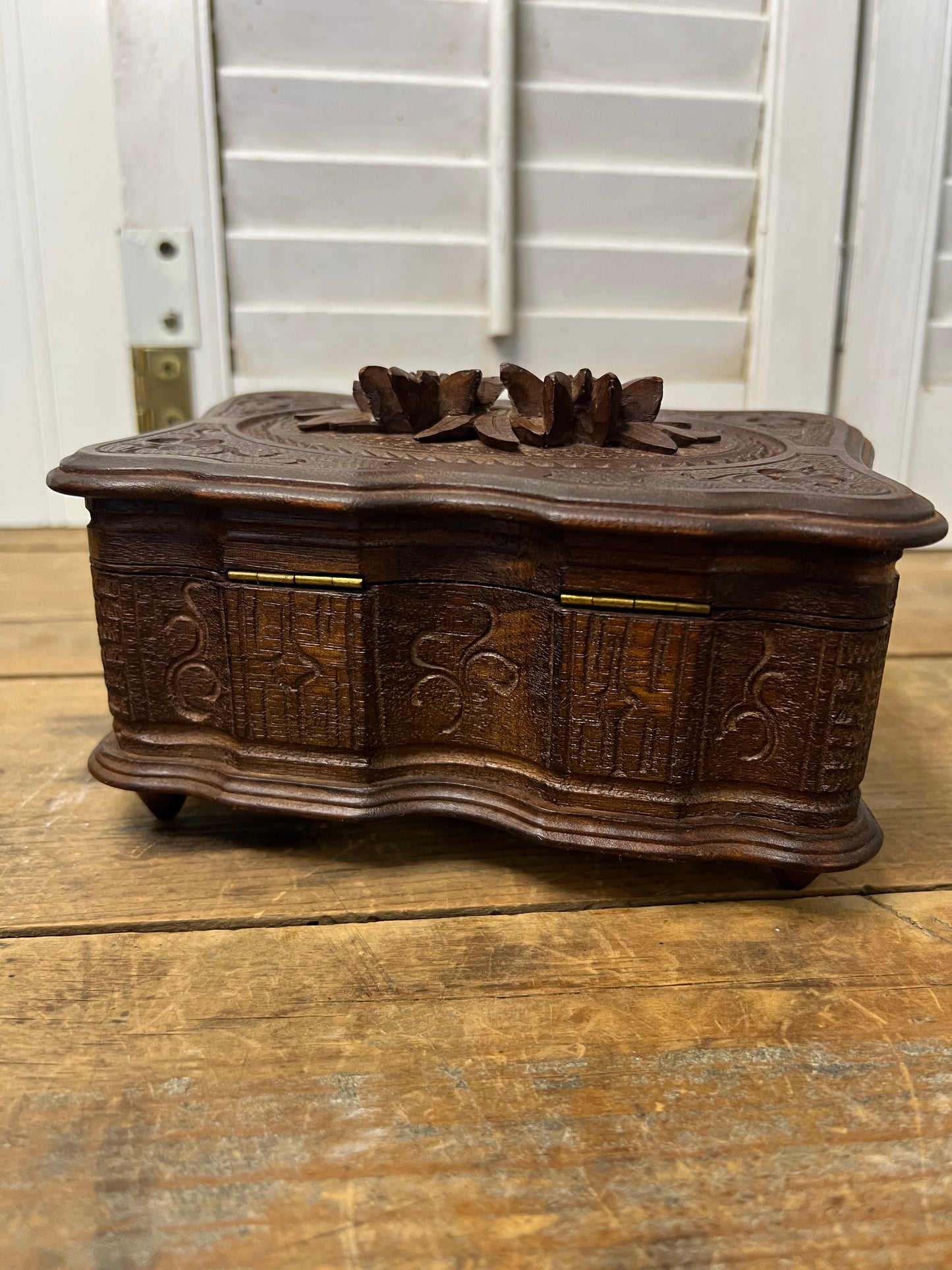 Antique Black Forest hand carved jewelry keepsake box