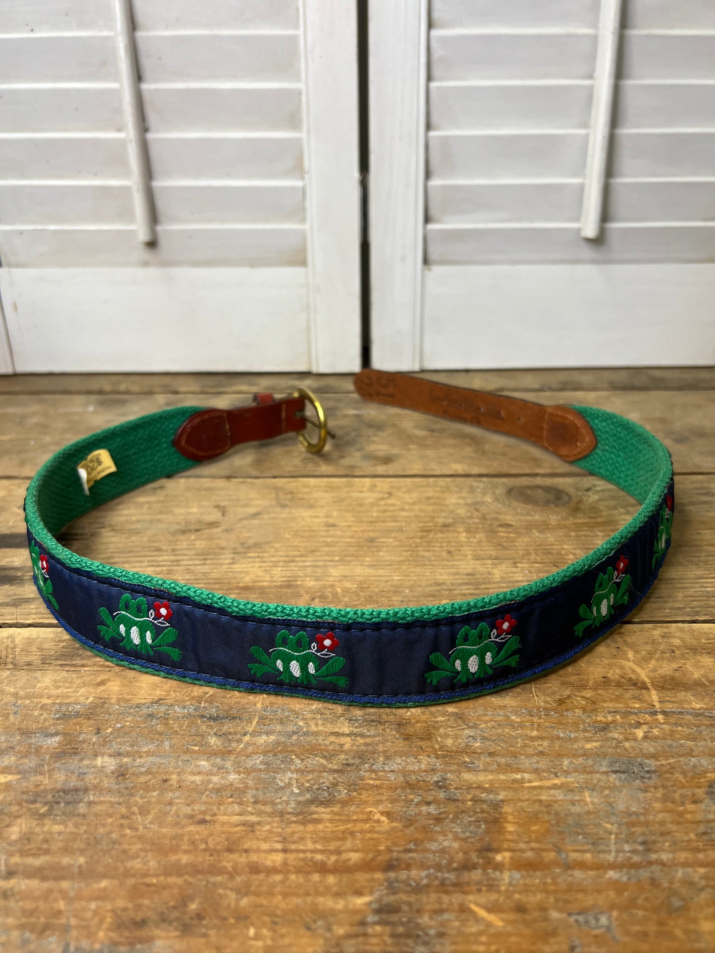 Leatherman Ltd Ribbon Belt Navy Blue Green Frogs Brass Buckle 51/24