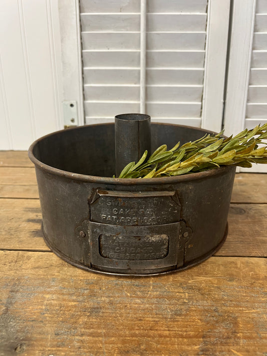 Vintage/Antique Swans Down Cake Flour Metal Cake Pan E Katzinger Co. Chicago, Illinois