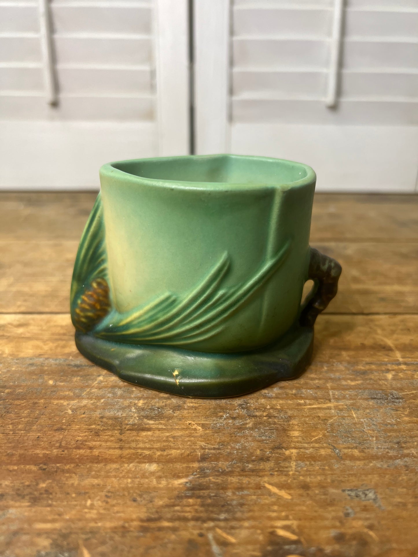 Rare Vintage Roseville Pottery Pine Cone Green Match/Cigarette Holder, 498