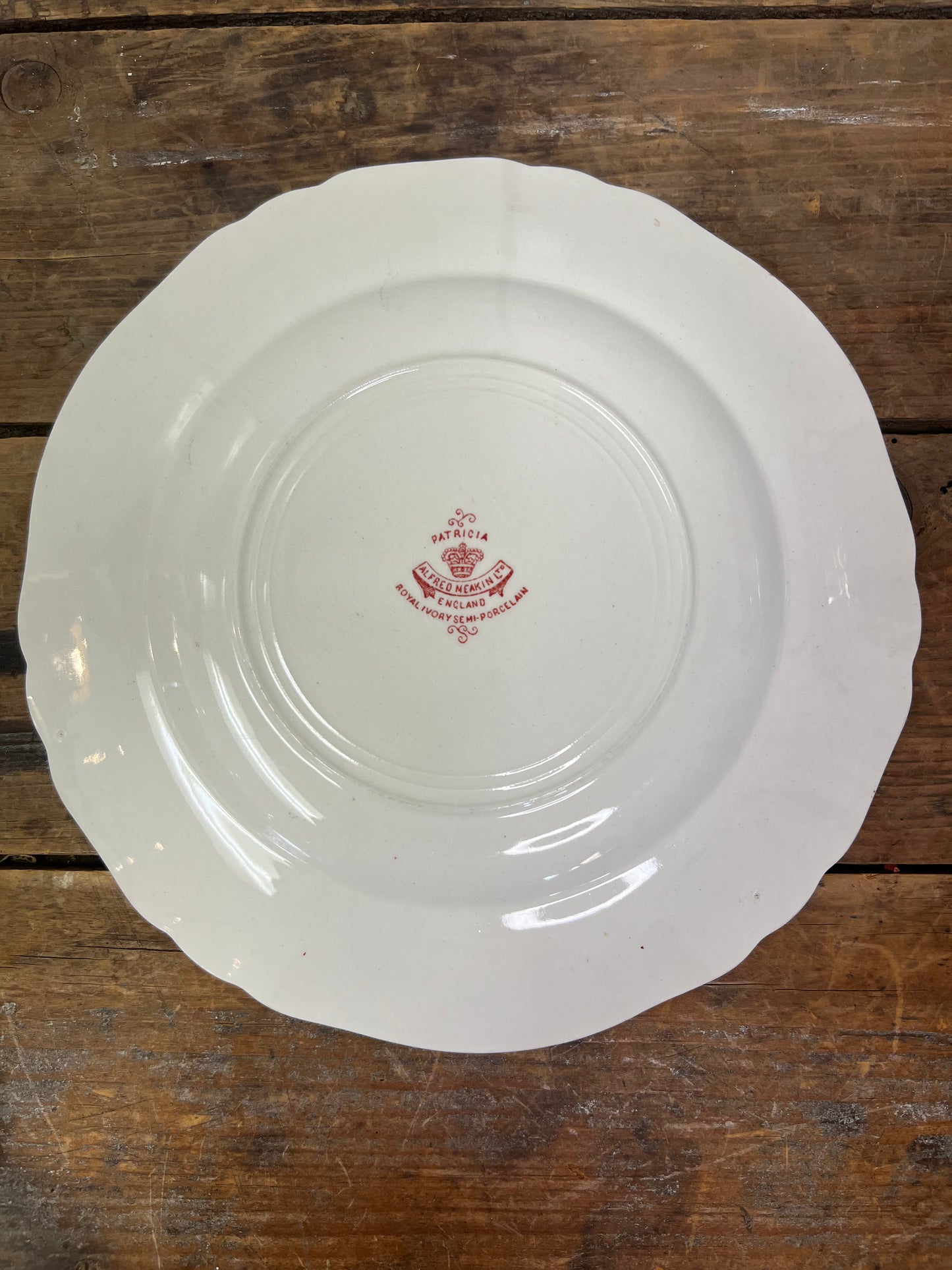 Alfred Meakin Patricia 9” plate