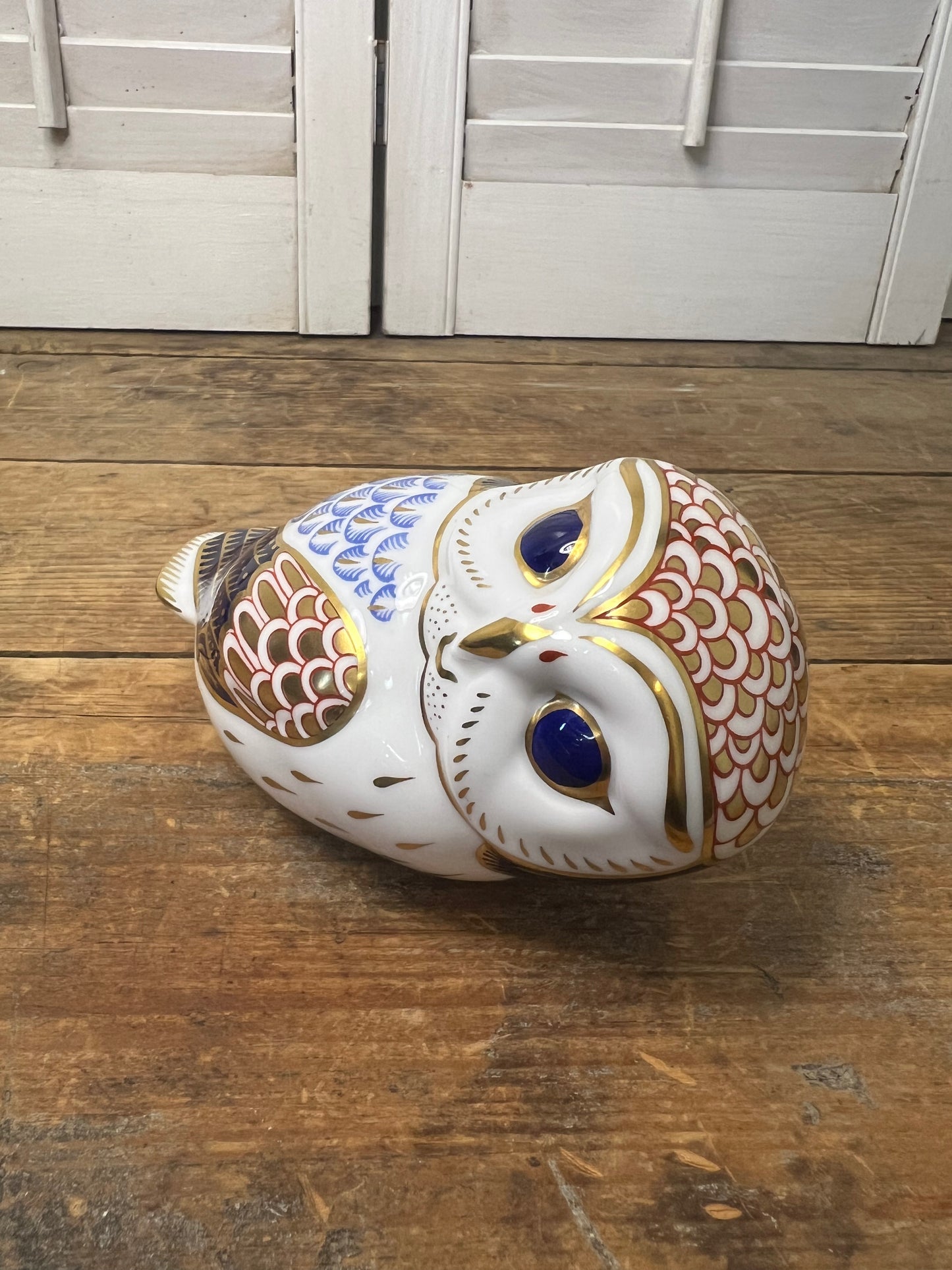 Royal Crown Derby Imari Decorated Owl Figural Paperweight