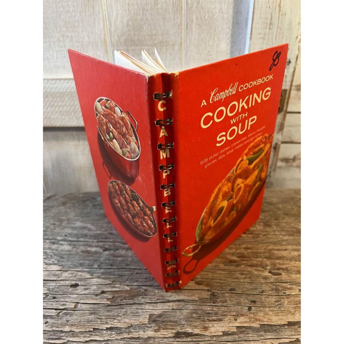 vintage 1970 edition a Campbell Cookbook Cooking with Soup